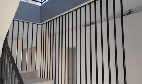 Création d'une cage d'escalier et d'un garde corps à Valloire